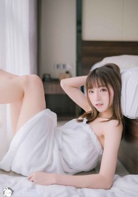 《变成黑皮辣妹后和朋友做了》_免费手机在线看片