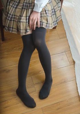 女儿的朋友 在线观看_高清直播在线观看
